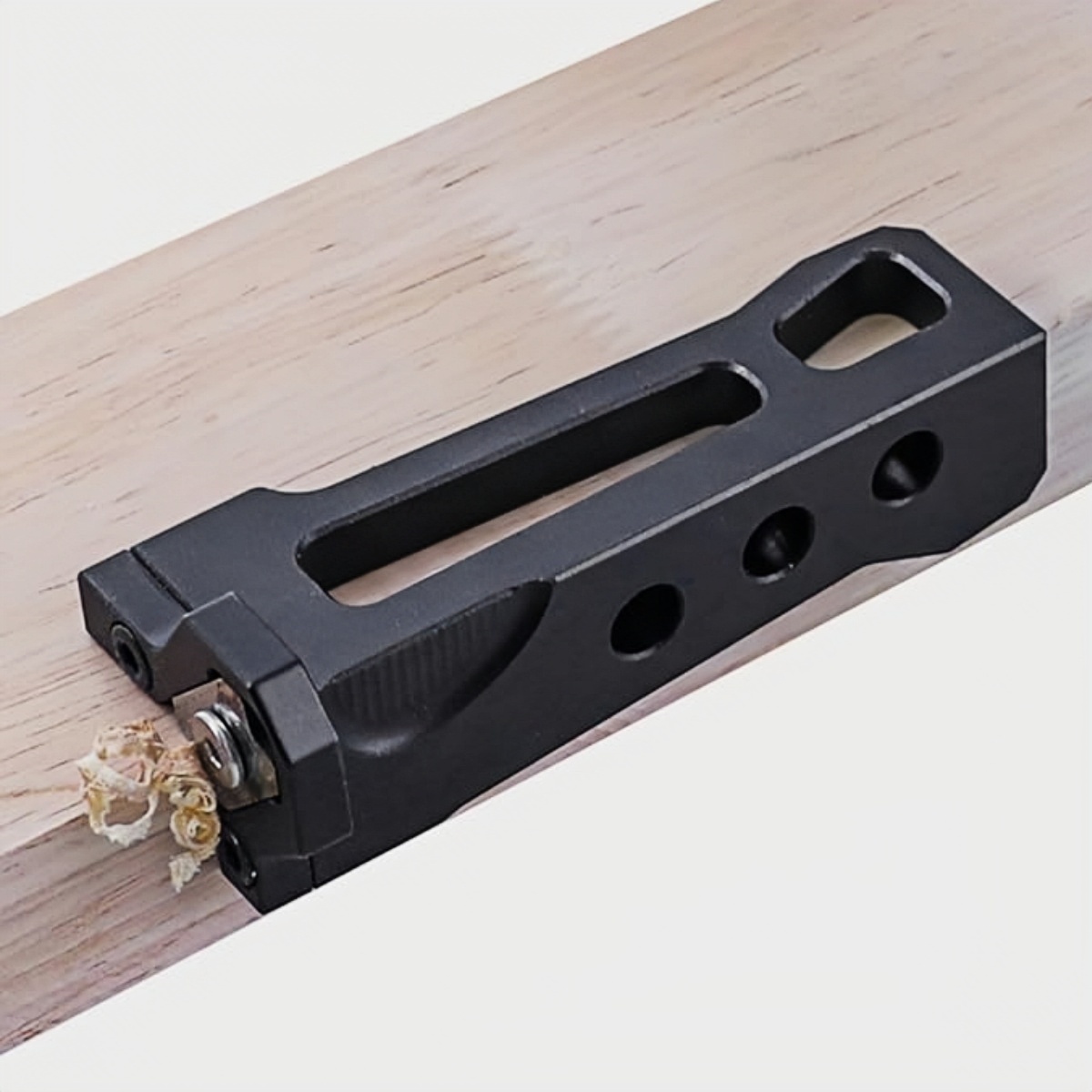 Frezarka do oklejek, narzędzie – Woodworking For Beginners recenzja i cena